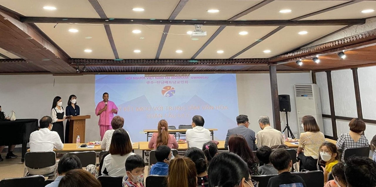 Overseas Vietnamese Association in RoK’s Jeonnam-Gwangju celebrates 11th anniversary